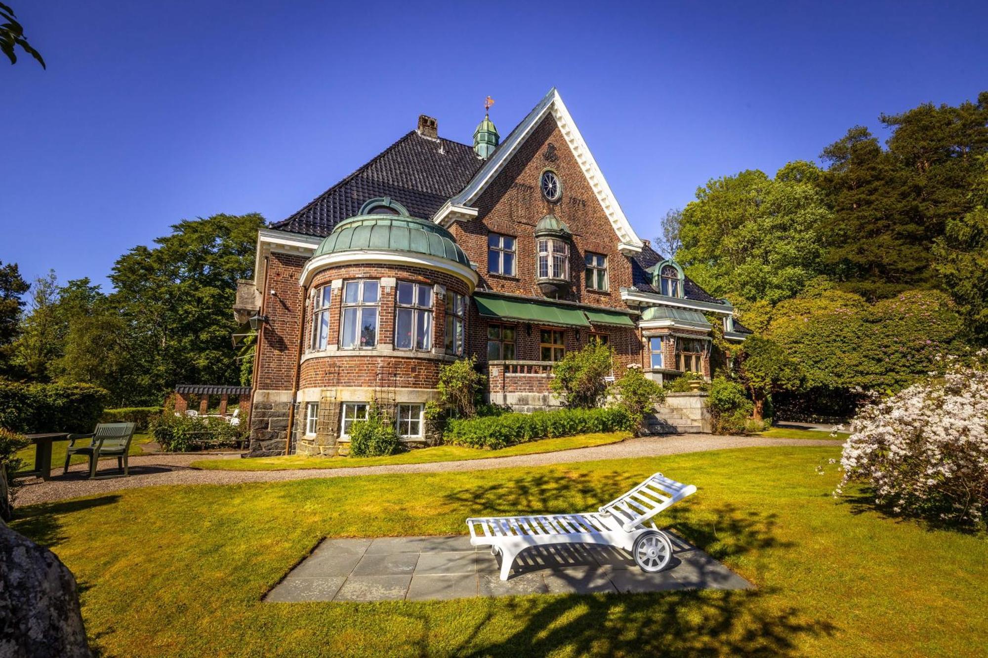 Unique Victorian Villa With Private Coastline Bergen Eksteriør bilde