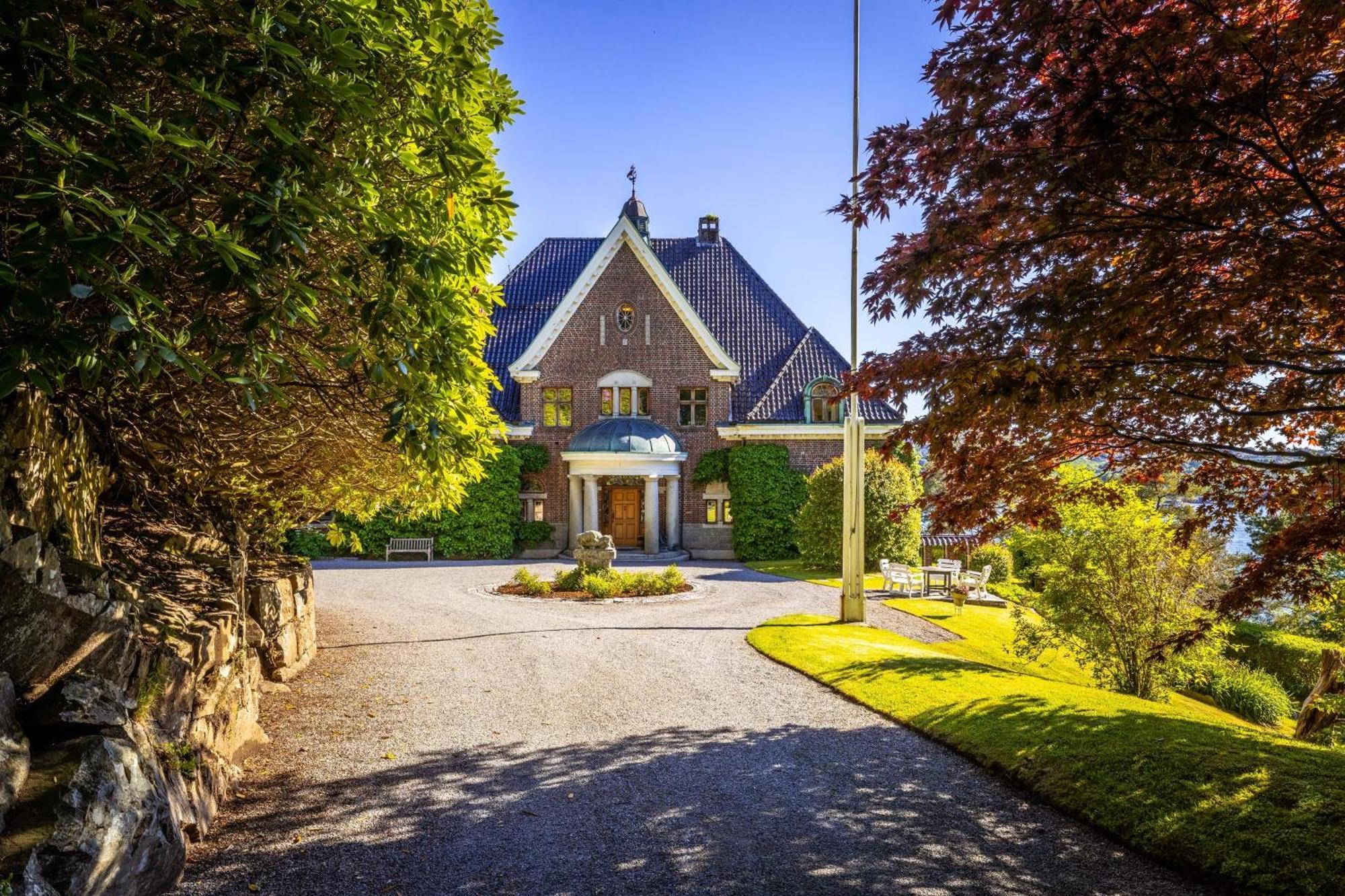 Unique Victorian Villa With Private Coastline Bergen Eksteriør bilde